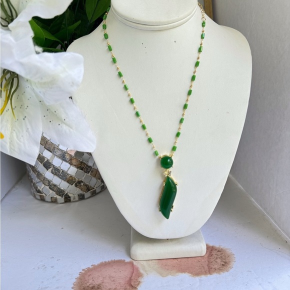 NECKLACES - Picture 11 of 15